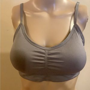 TAHARI XL seamless bras XL, BNWT
